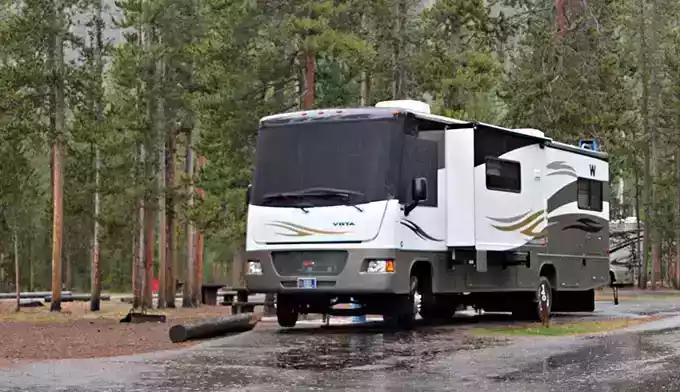 rv in yellowstone national park campground