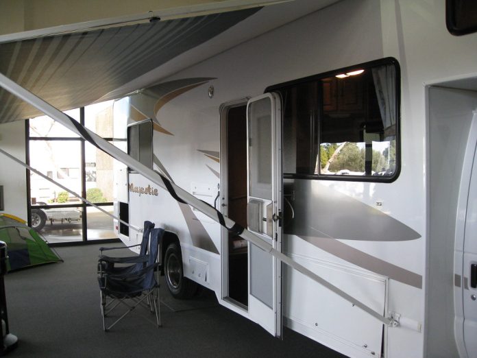 RV 002 how to adjust an rv awning